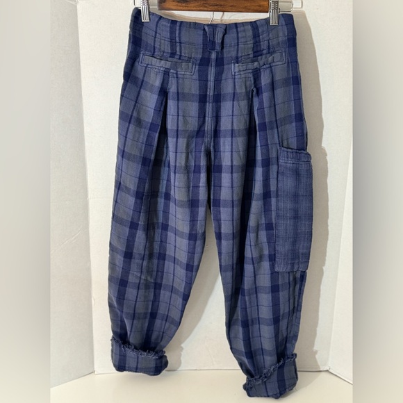 Free People -Pleated Plaid Balloon Pants. Wear them cuffed or without cuff. - Picture 3 of 3